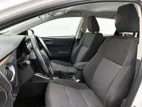 Toyota Auris (2014) thumbnail 15