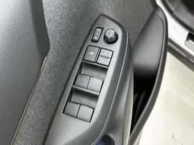 Toyota Yaris_Cross (2022) thumbnail 23