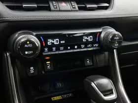 Toyota RAV4 (2024) thumbnail 11