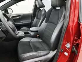 Toyota RAV4 (2024) thumbnail 18