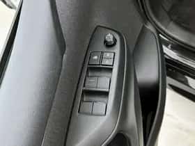 Toyota Yaris (2025) thumbnail 22