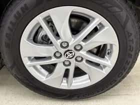Toyota Yaris (2025) thumbnail 23
