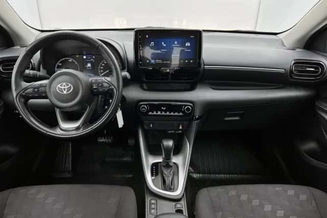Toyota Yaris (2025) thumbnail 4