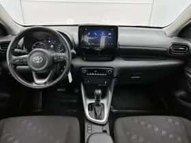 Toyota Yaris (2025) thumbnail 4