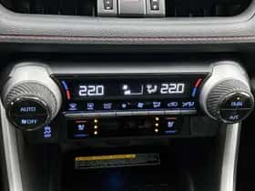 Toyota RAV4 (2022) thumbnail 11