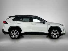 Toyota RAV4 (2022) thumbnail 13
