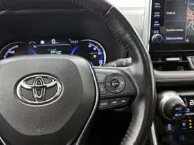 Toyota RAV4 (2022) thumbnail 16
