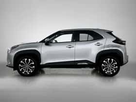 Toyota Yaris_Cross (2022) thumbnail 3
