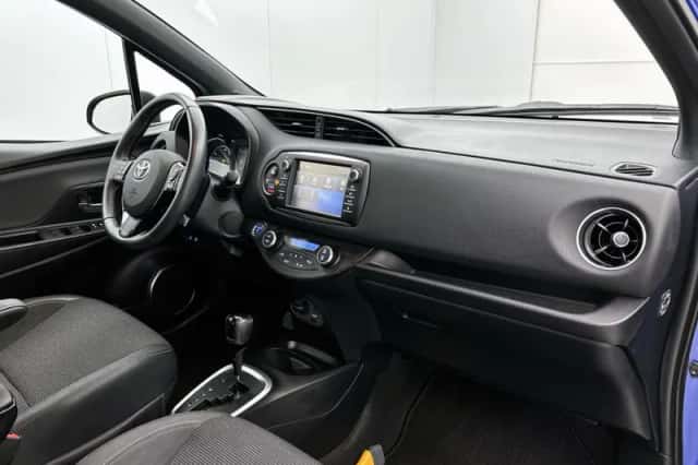 Toyota Yaris (2018) thumbnail 6