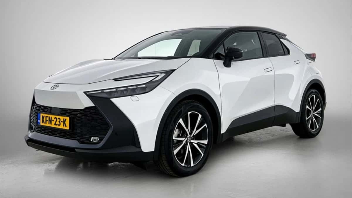 Toyota C-HR (2024) — foto 1
