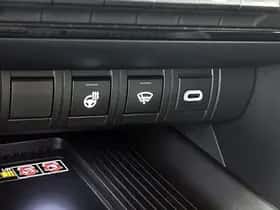 Toyota C-HR (2024) thumbnail 24