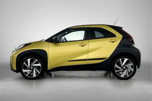 Toyota Aygo (2023) thumbnail 3