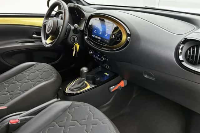 Toyota Aygo (2023) thumbnail 6