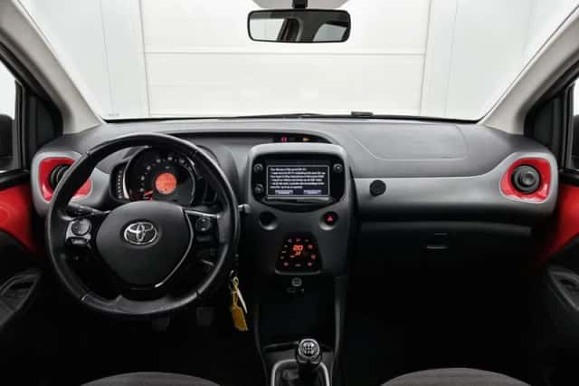 Toyota Aygo (2020) thumbnail 4