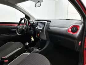 Toyota Aygo (2020) thumbnail 6