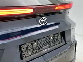 Toyota C-HR (2024) thumbnail 18