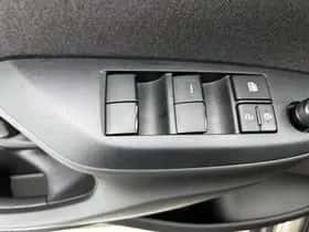 Toyota Yaris_Cross (2025) thumbnail 22
