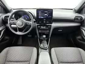 Toyota Yaris_Cross (2025) thumbnail 4