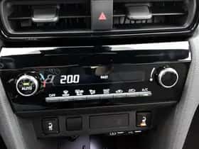 Toyota Yaris_Cross (2025) thumbnail 9