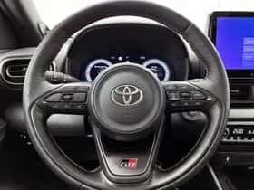 Toyota Yaris (2025) thumbnail 18