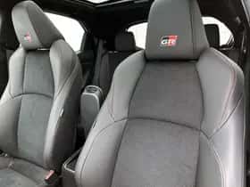 Toyota Yaris (2025) thumbnail 29