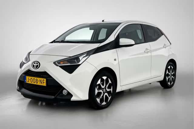 Toyota Aygo (2020) thumbnail 1