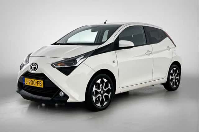 Toyota Aygo (2020) thumbnail 1
