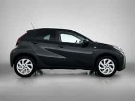 Toyota Aygo (2023) thumbnail 11