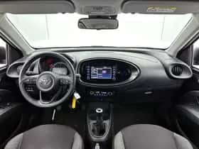 Toyota Aygo (2023) thumbnail 4