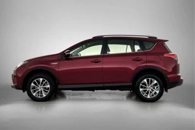 Toyota RAV4 (2018) thumbnail 3
