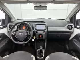 Toyota Aygo (2021) thumbnail 5