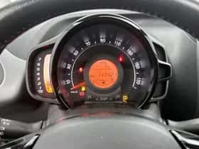 Toyota Aygo (2021) thumbnail 6