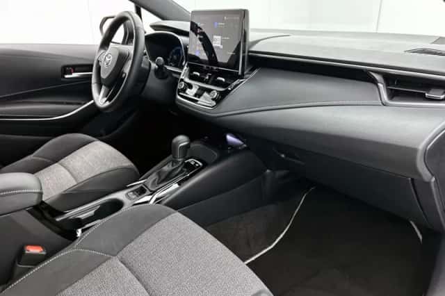 Toyota Corolla_Touring_Sports (2025) thumbnail 6