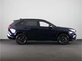 Toyota RAV4 (2025) thumbnail 3
