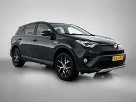 Toyota RAV4 (2017) thumbnail 12