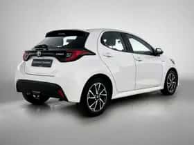 Toyota Yaris (2023) thumbnail 2