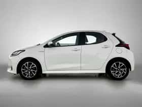 Toyota Yaris (2023) thumbnail 3