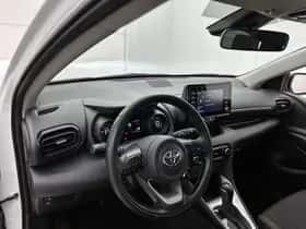 Toyota Yaris (2023) thumbnail 30