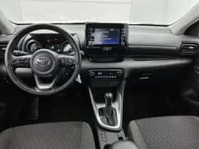 Toyota Yaris (2023) thumbnail 4
