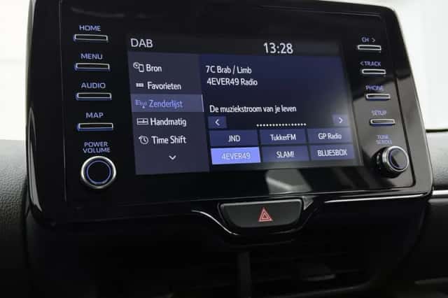 Toyota Yaris (2023) thumbnail 6