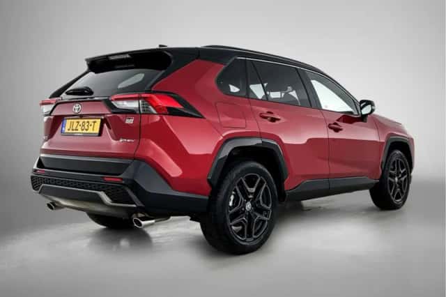 Toyota RAV4 (2025) thumbnail 2