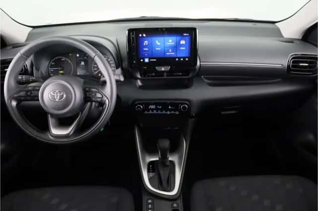 Toyota Yaris (2026) thumbnail 4
