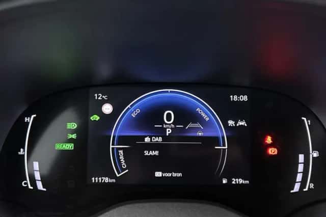 Toyota Yaris (2025) thumbnail 5