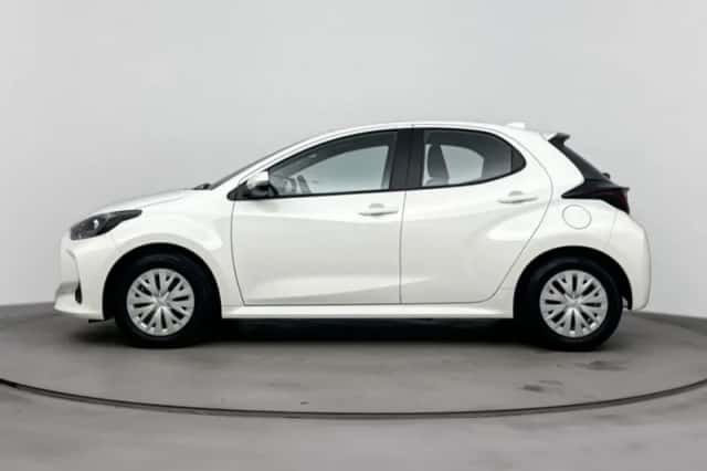 Toyota Yaris (2026) thumbnail 2