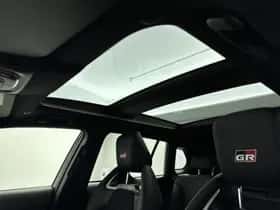 Toyota Corolla_Cross (2026) thumbnail 3