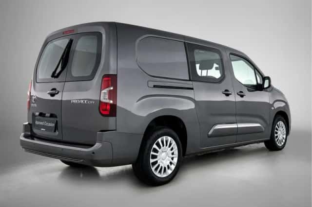 Toyota Proace (2022) thumbnail 2