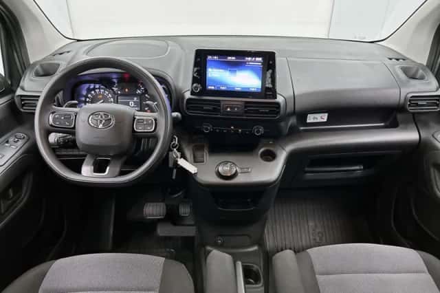 Toyota Proace (2022) thumbnail 4