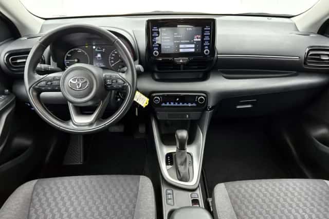 Toyota Yaris (2024) thumbnail 4