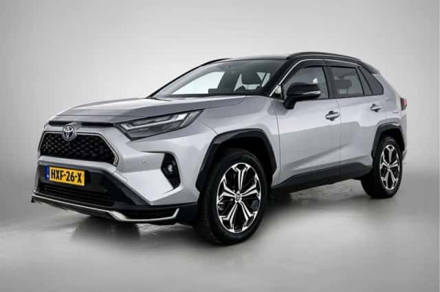 Toyota RAV4 (2025) thumbnail 1