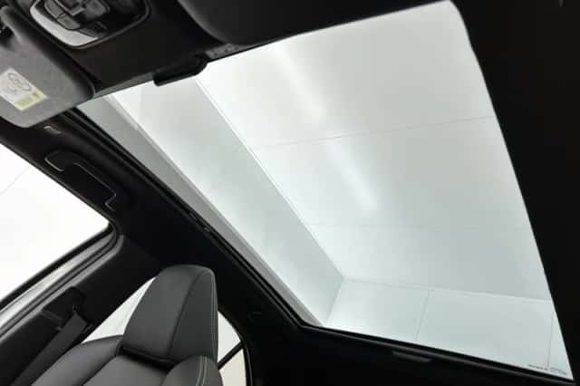Toyota Yaris_Cross (2024) thumbnail 4